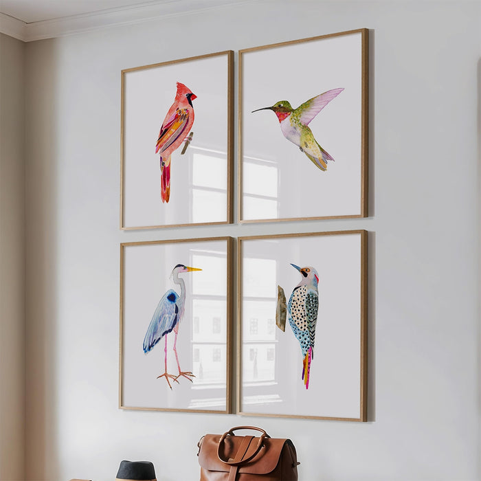 Ruby-Throated Hummingbird (Vertical Orientation)