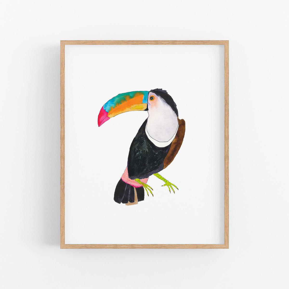 a picture of a toucan bird with a colorful beak